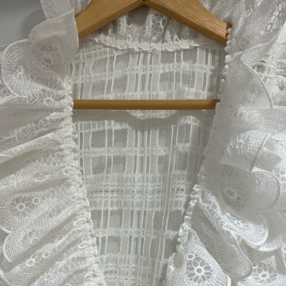 LOEIL Wrap Lacey Blouse - Picture 5 of 6